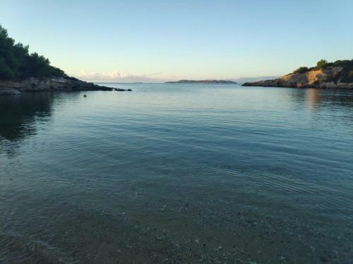 Superior Beachfront Apartment In Aghios Emilianos - Porto Heli