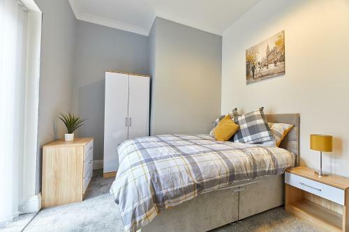 Modern 5 Bed House In Blyth