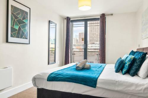 Haus Arcadian Chinatown Apartment Balcony & Parking