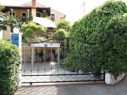 Apartments Villa Zara