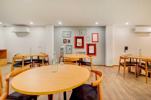 Hotel Oyo Townhouse 219, Sector 49, Gurgaon