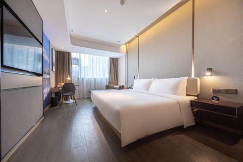 Atour Hotel Kunming Economic Development Zone
