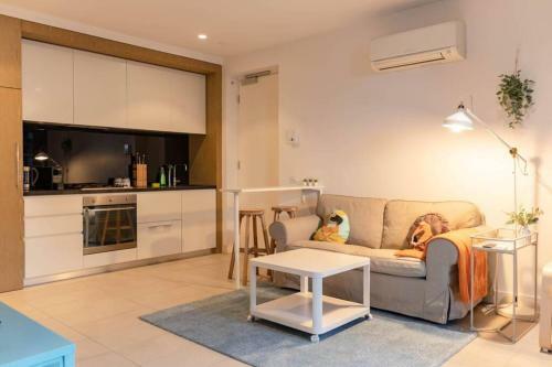 Cute 1b Apartment Next To Albert Park#free Parking