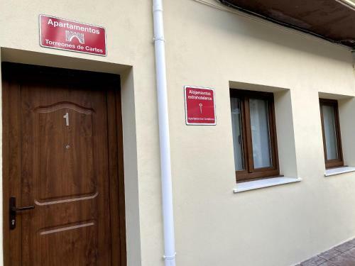 Apartamentos Torreones De Cartes