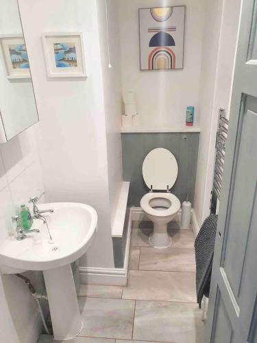 Apartamento Cosy Top Floor Flat! Self Check-in & Free Parking