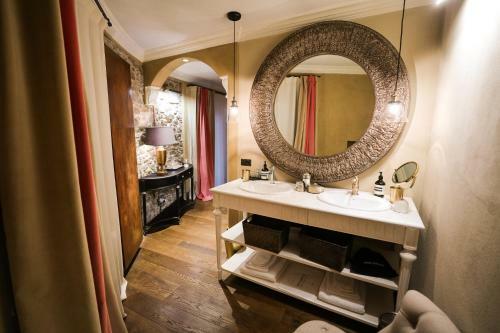La Piazzetta Degli Artisti - Boutique B&B