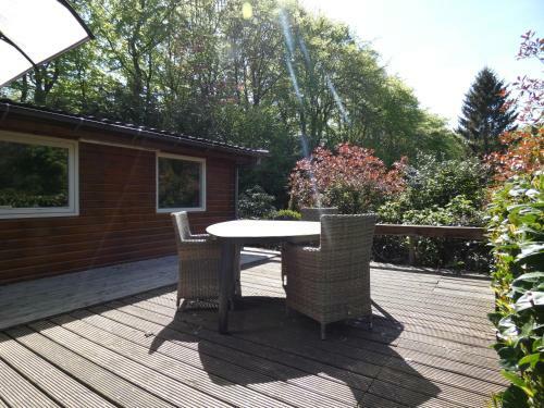 Houten Chalet Nr 19 Op Bospark Trimunt