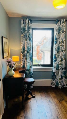 Hostal Stone's Throw Stratford - The Loft Plus Bedroom