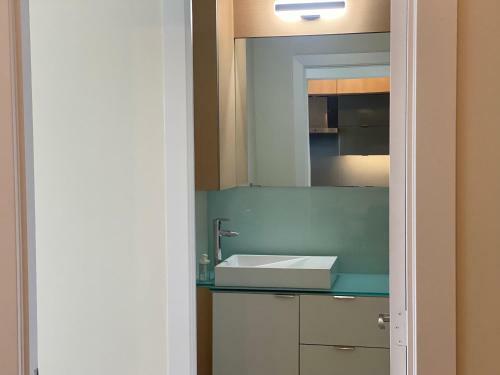 Apartamento Grand View 2br/2ba Condos Cn Tower,union,tiff/mtcc