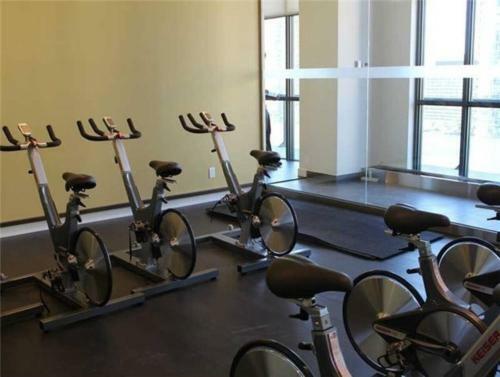 Apartamento Grand View 2br/2ba Condos Cn Tower,union,tiff/mtcc