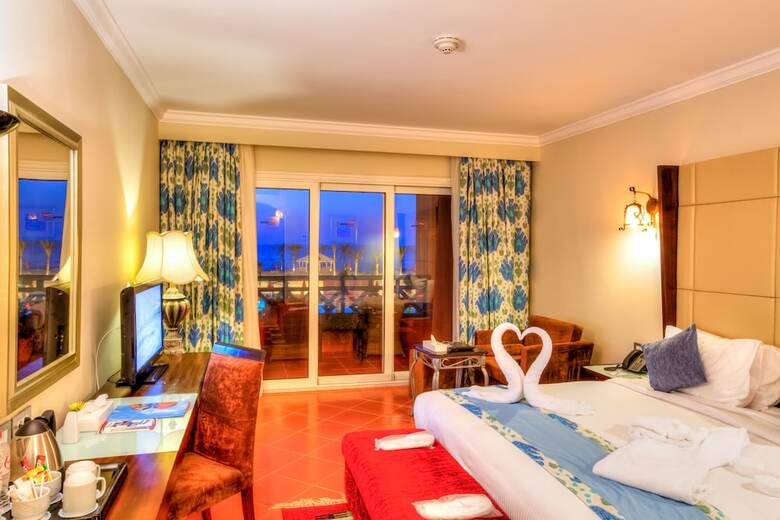 Hotel Porto Matrouh Beach Resort
