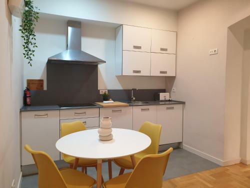 Apartamento Con Patio En El Centro De Bilbao & Guggenheim