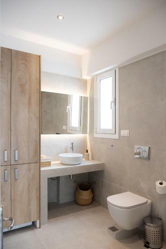 Konstantino's Corfu Marina View Apartment