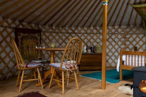 Pass The Keys Yurt From The Madding Crowd - Unique Glamping Break