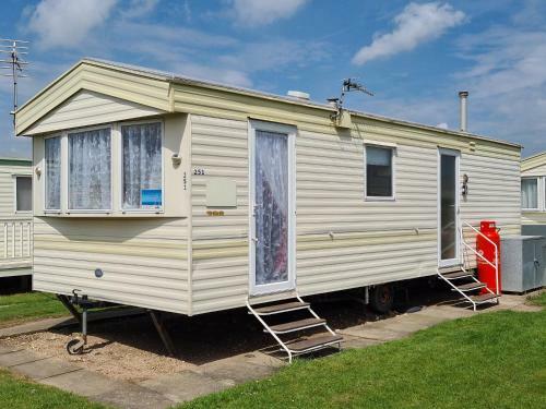 Apartamento Caravan For Rent Happy Days 251 Chapel St Leonards