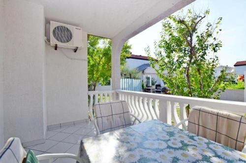 Apartments With A Parking Space Sabunike, Zadar - 19695