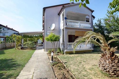 Apartments With A Parking Space Sabunike, Zadar - 19695