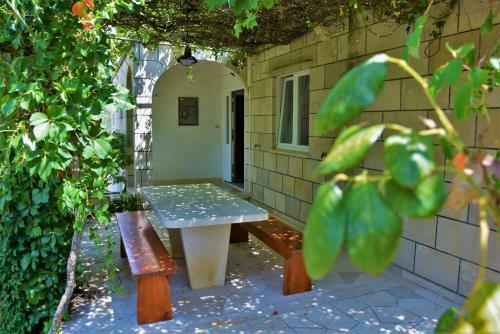 Villa Matea With Pool