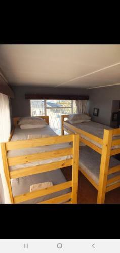Hostal Aloha Beach Guest House