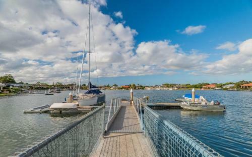 Apartamento Peninsula Court Unit 4