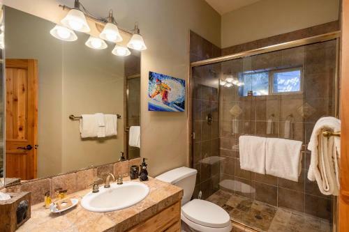Wooded Luxury At Tahoe Donner