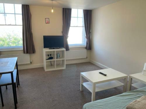Apartamento 3 Bedrooms Flat On High Street