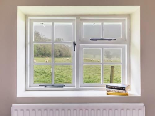 Pass The Keys Charming Country Cottage With Spectacular Views