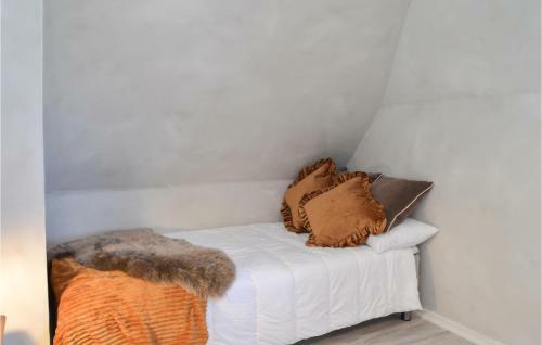 Awesome Apartment In Nyn�shamn With 1 Bedrooms
