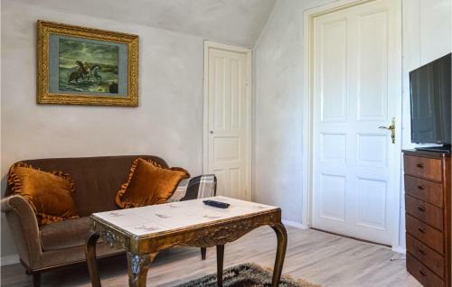 Awesome Apartment In Nyn�shamn With 1 Bedrooms