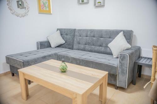 Flora's Apartment!