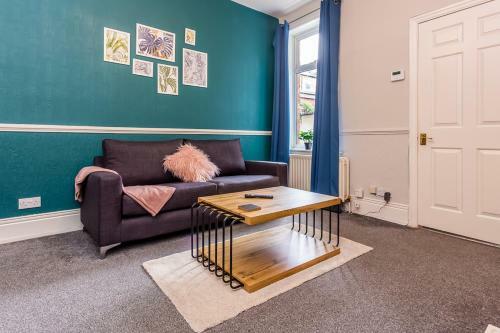 Apartamento ?lovely 2 Bed Flat ? Wifi ? Nr Avondale Park?