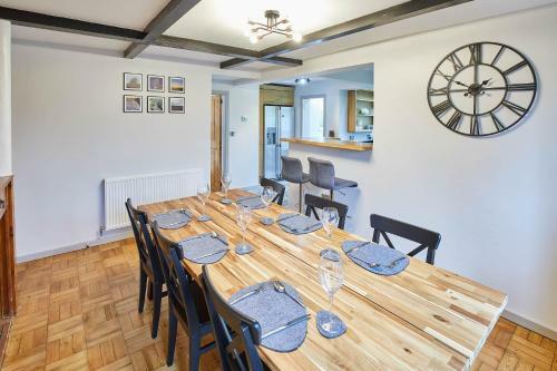 Host & Stay - Highmoor