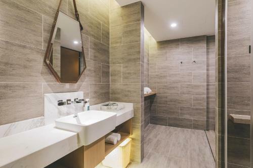 Atour Hotel Shaoxing Shangyu E-travel Town