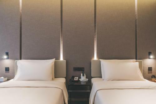 Atour Hotel Shaoxing Shangyu E-travel Town