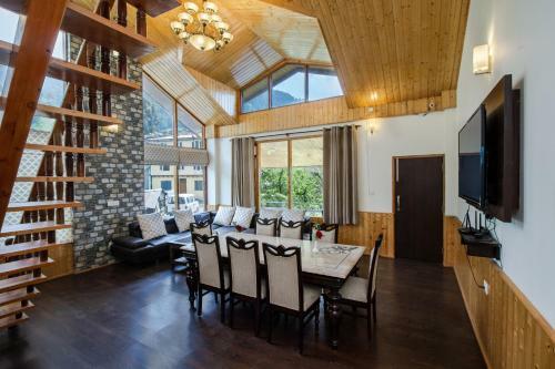 Villa Saffronstays The Mont Arcadia
