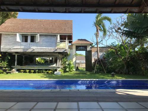 Desa Naga Villa
