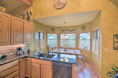 Charming Home With Yard About 12 Mi To Fort Collins