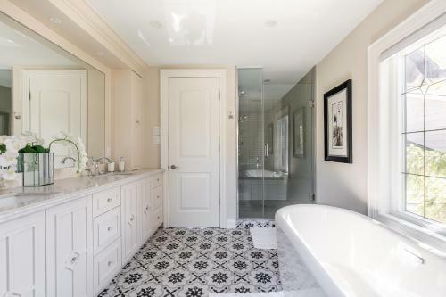 Villa Luxury Lake Simcoe Waterfront Cottage