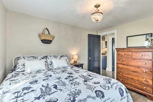 Westbrook Home With Ocean Views - Walk To Beach