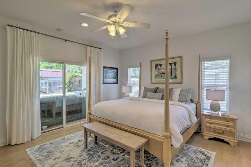 Coastal-chic Home Pool, Patio, 1 Mi To Beach