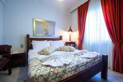Remarkable Jasmine Apartment In Panormo