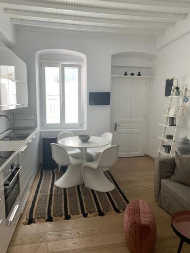 Tomazinas House Mykonos Town
