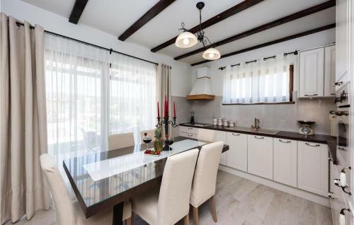 Nice Home In Bibinje With 2 Bedrooms