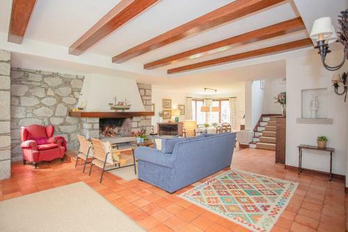 Liiiving In Moledo - Beach & Garden Villa