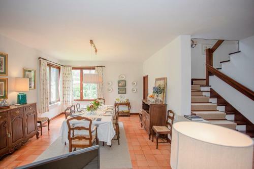 Liiiving In Moledo - Beach & Garden Villa