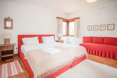 Liiiving In Moledo - Beach & Garden Villa