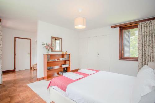 Liiiving In Moledo - Beach & Garden Villa