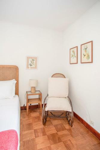 Liiiving In Moledo - Beach & Garden Villa