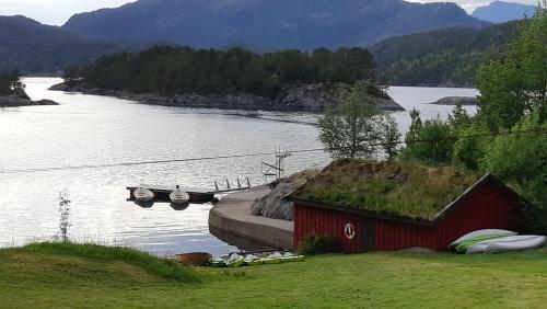 Teigen Leirstad, Feriehus Og Hytter