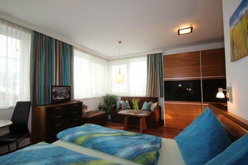Apartments Schlo�-wei�enstein-stra�e